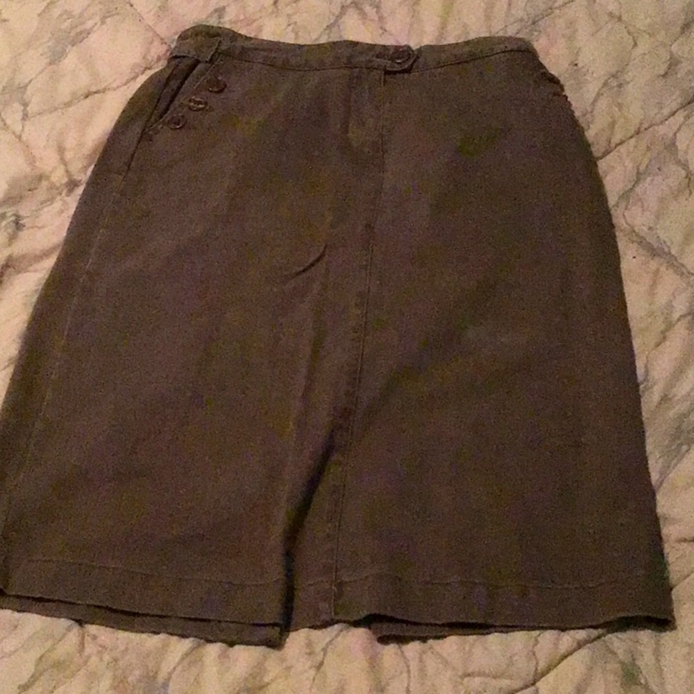 Ladies skirt